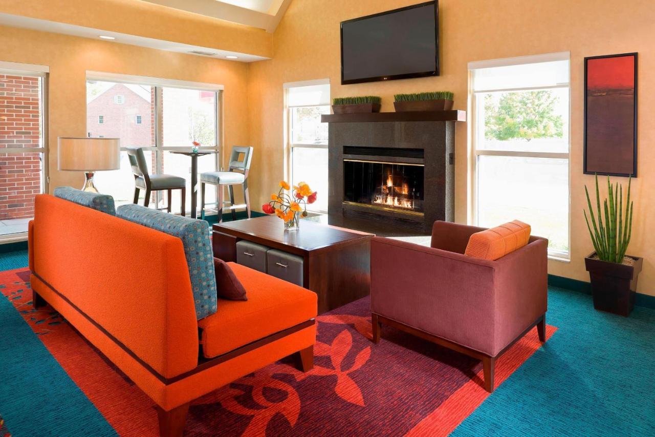 Residence Inn Appleton Quarto foto