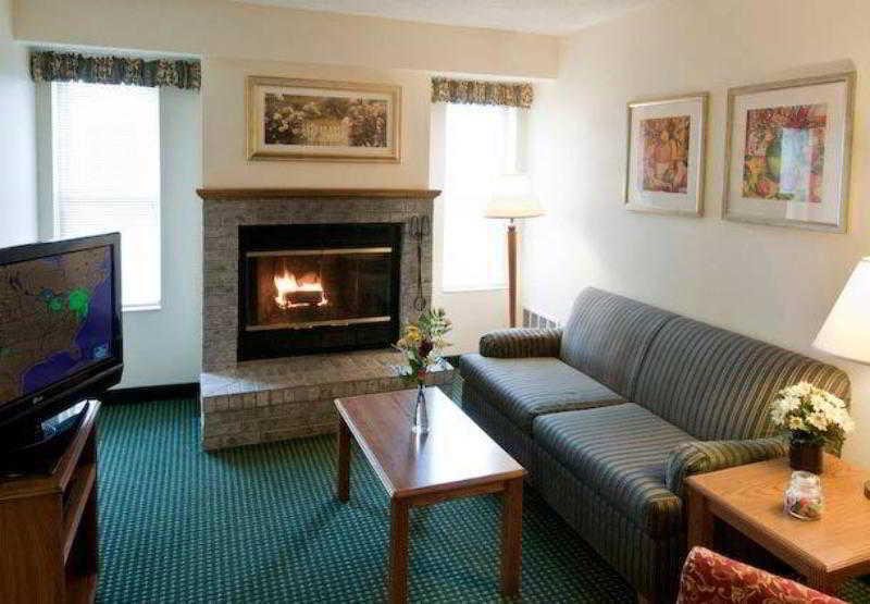 Residence Inn Appleton Quarto foto