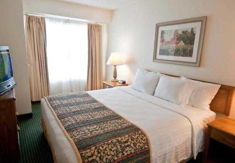 Residence Inn Appleton Quarto foto